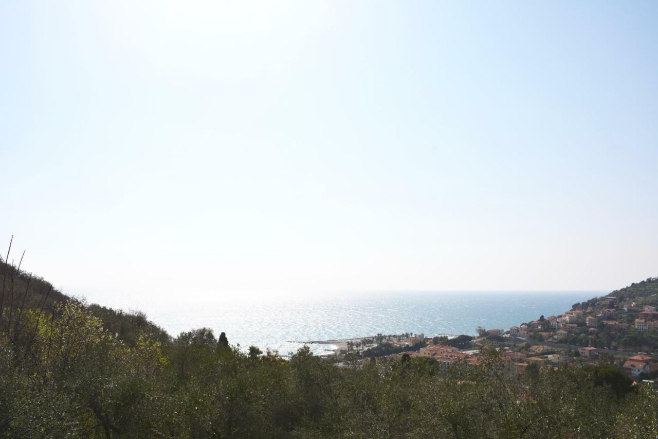 La Torretta Villa Imperia Luaran gambar