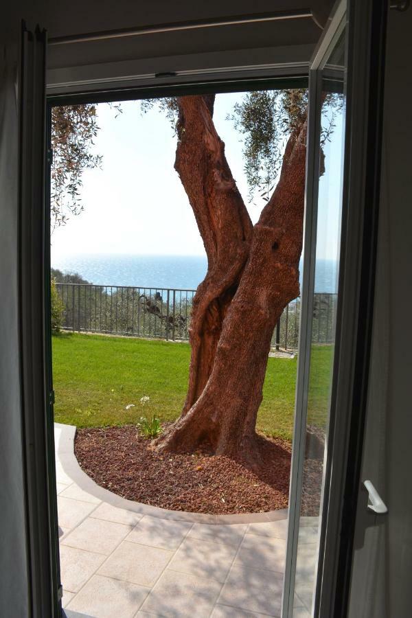 La Torretta Villa Imperia Luaran gambar