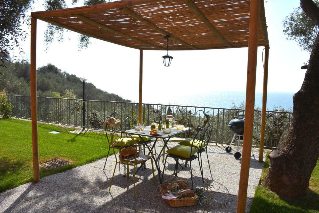 La Torretta Villa Imperia Luaran gambar