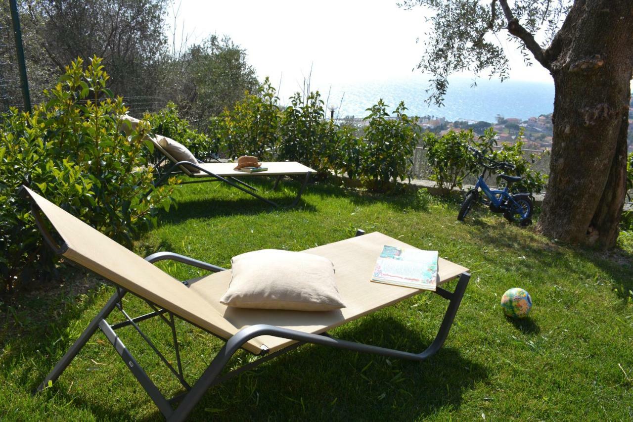 La Torretta Villa Imperia Luaran gambar